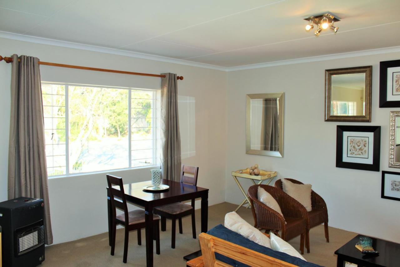 Vair'S Place Guest House In Sandton Paulshof - Apartment, Lux Suites & Spa Йоханнесбург Экстерьер фото